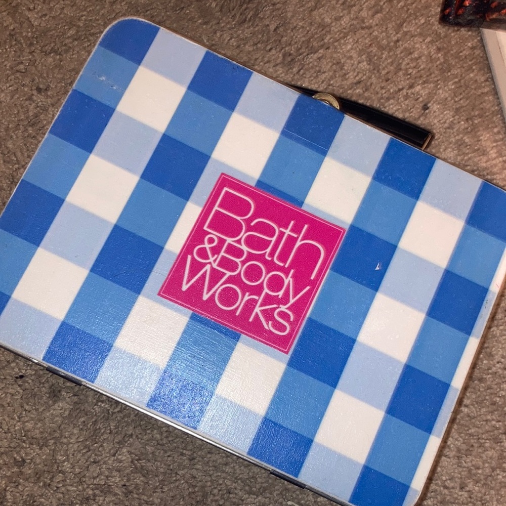 Bath and body works lunchbox
